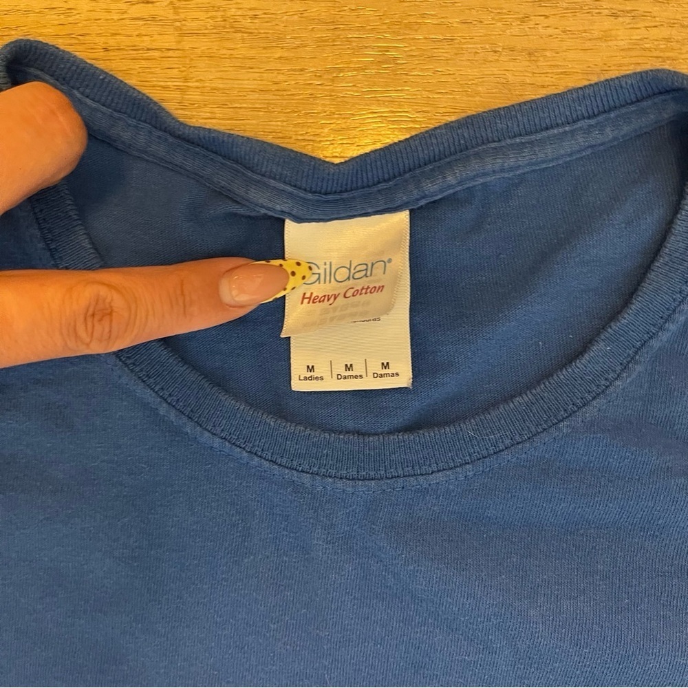 Gildan Blue Heavy Cotton T-Shirt size medium - Picture 2 of 3